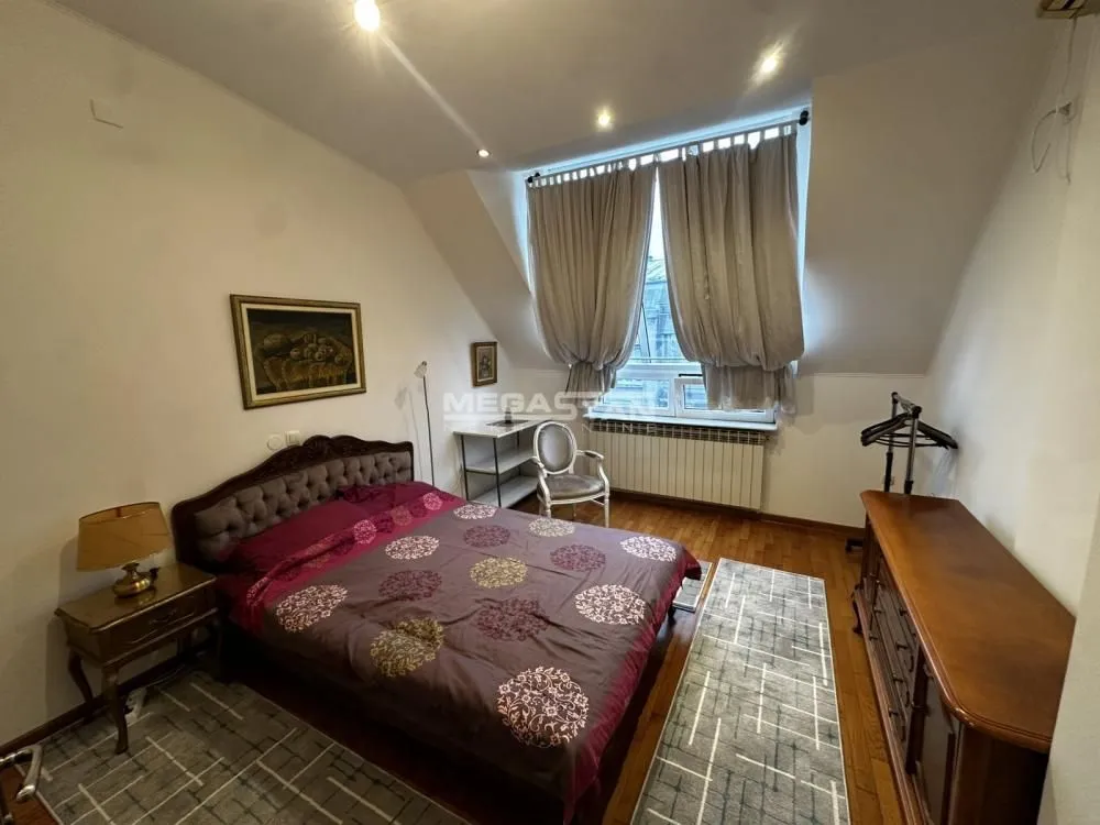 Sale, apartment, 109m², Stari Grad, Beograd