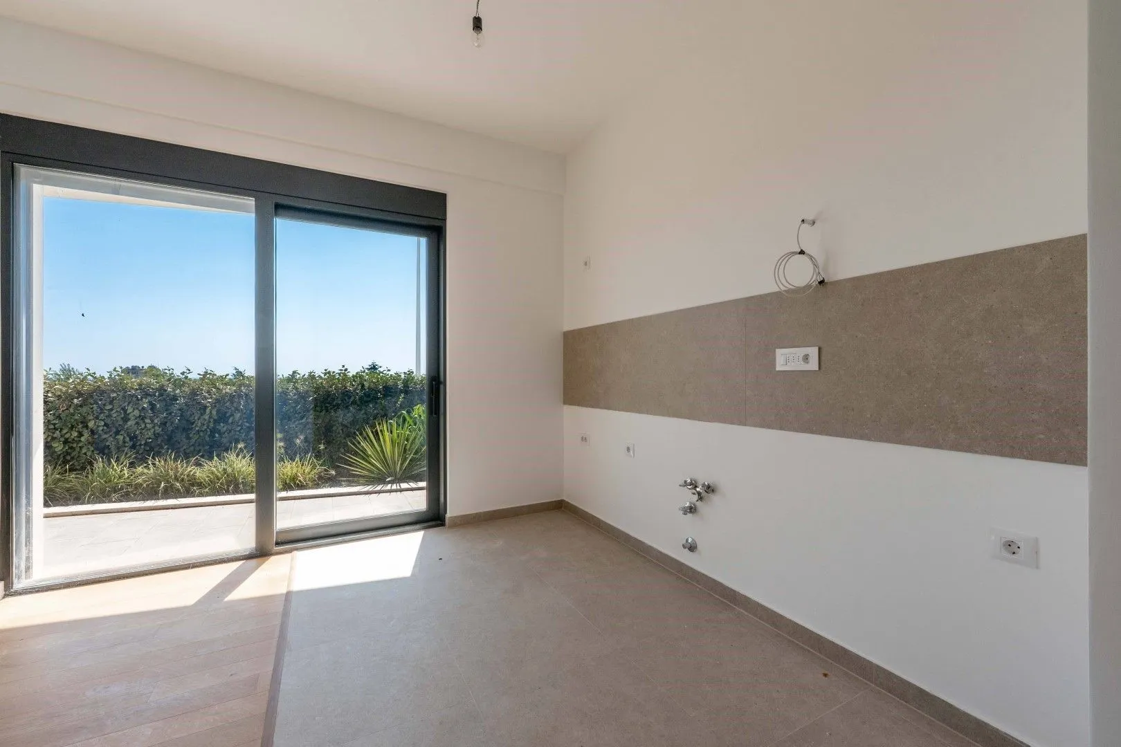 Prodaja, jednosoban stan, 49m², Petrovac, Budva