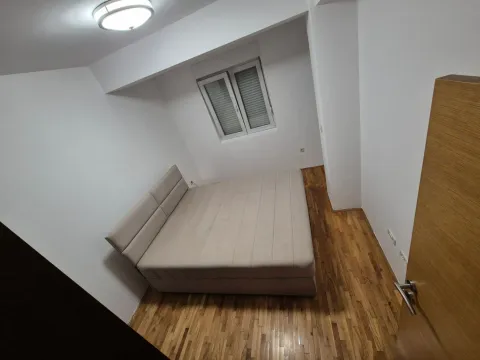 Izdavanje, dvosoban stan, 92m², Zabjelo, Podgorica - image 6