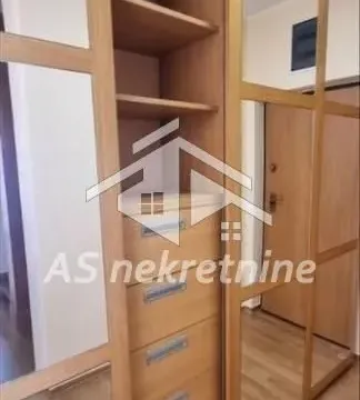 Izdavanje, četvorosoban stan, 115m², Savski Venac, Beograd - image 45