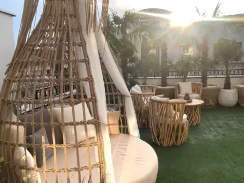 Sale, four bedroom apartment, 180m², Savski Venac, Beograd - image 17