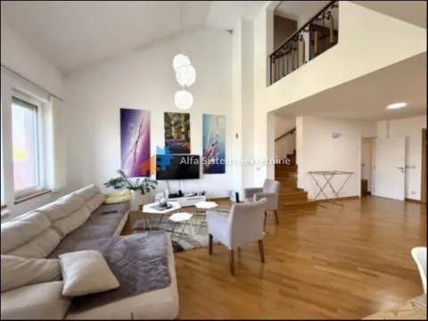 Kuća in Višnjička Banja