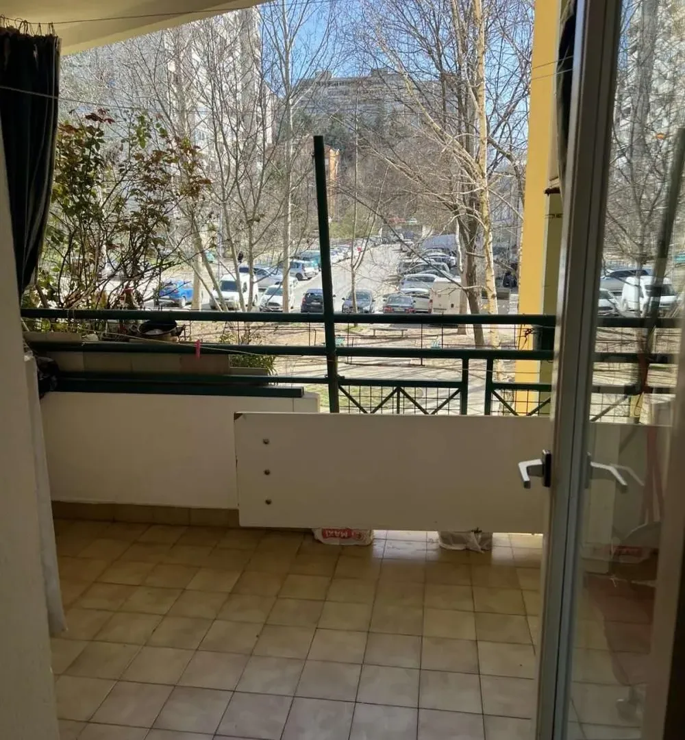 Sale, three bedroom apartment, 70m², Brace Jerković, Voždovac Sve Podlokacije