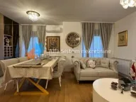 Izdavanje, trosoban stan, 90m², Čubura, Beograd - image 1