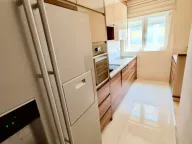 Izdavanje, trosoban stan, 100m², City Kvart, Podgorica - image 6