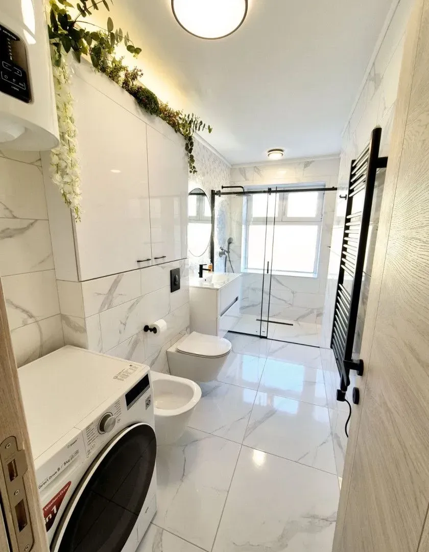 Izdavanje, dvosoban stan, 85m², Kumbor, Herceg Novi