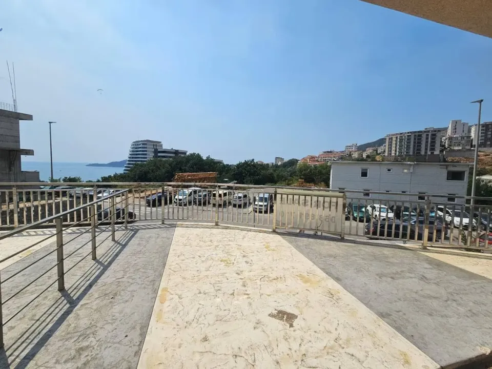 Sale, two bedroom apartment, 48m², Bečići, Budva