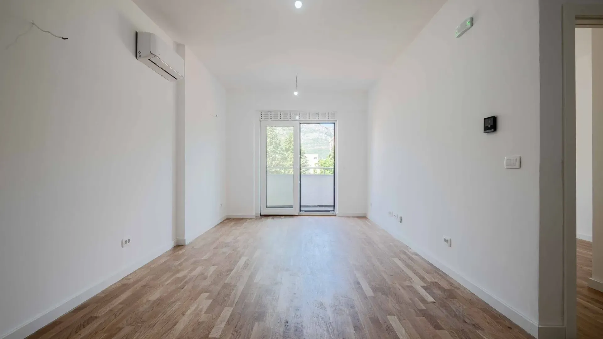 Sale, one bedroom apartment, 65m², Centar, Bar