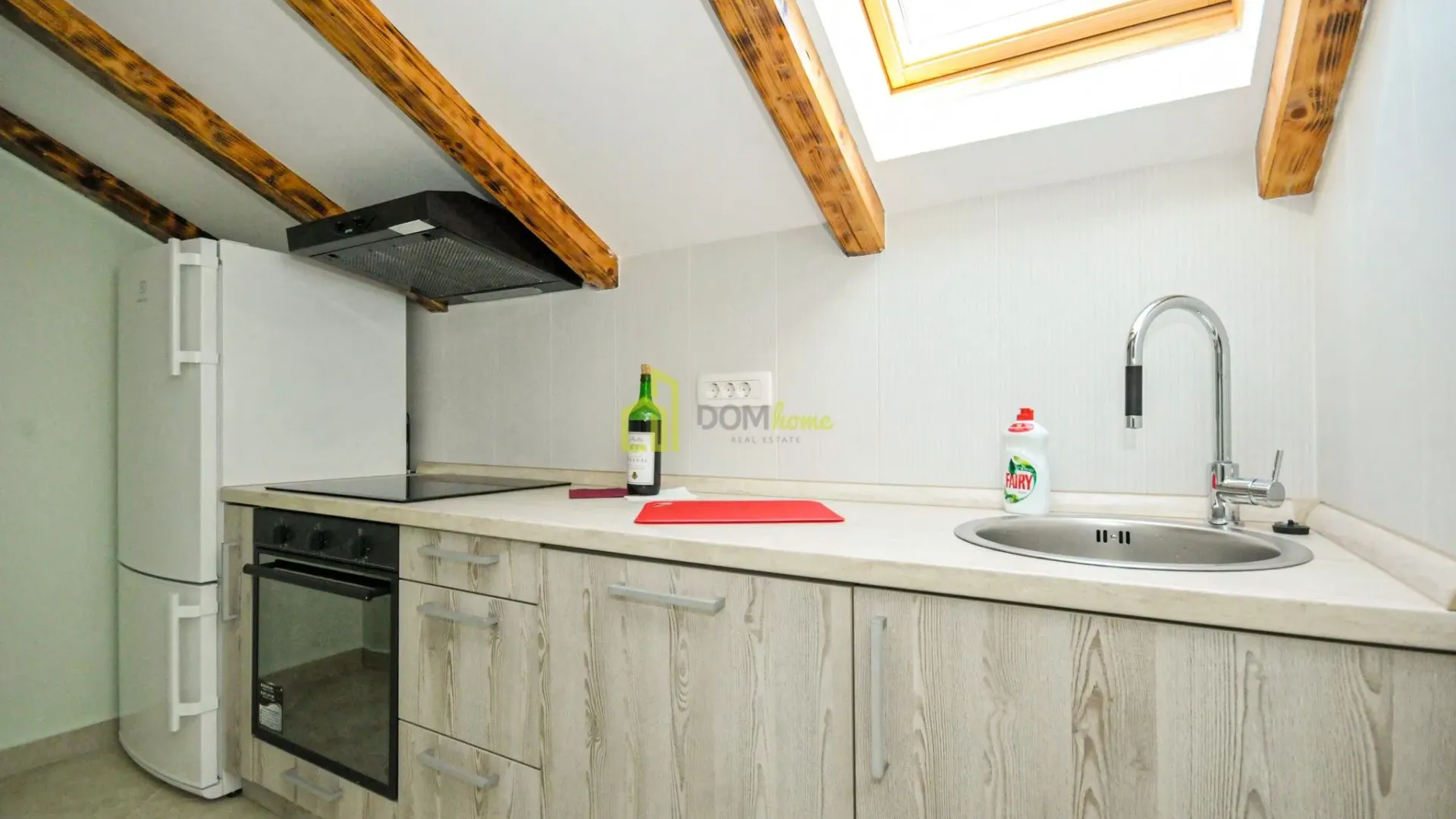 Sale, three bedroom apartment, 106m², Bečići, Budva