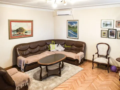 Prodaja, kuća, 230m², Zlatica, Podgorica - image 13