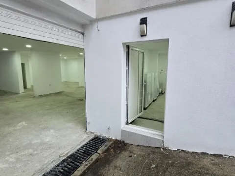 Izdavanje, poslovni prostor, 164m², Zvezdara Sve Podlokacije, Beograd - image 4