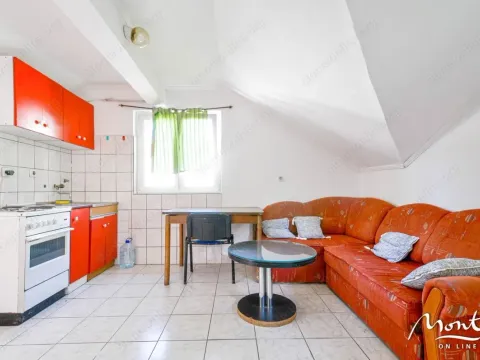 Prodaja, kuća, 90m², Tivat, Crna Gora - image 9