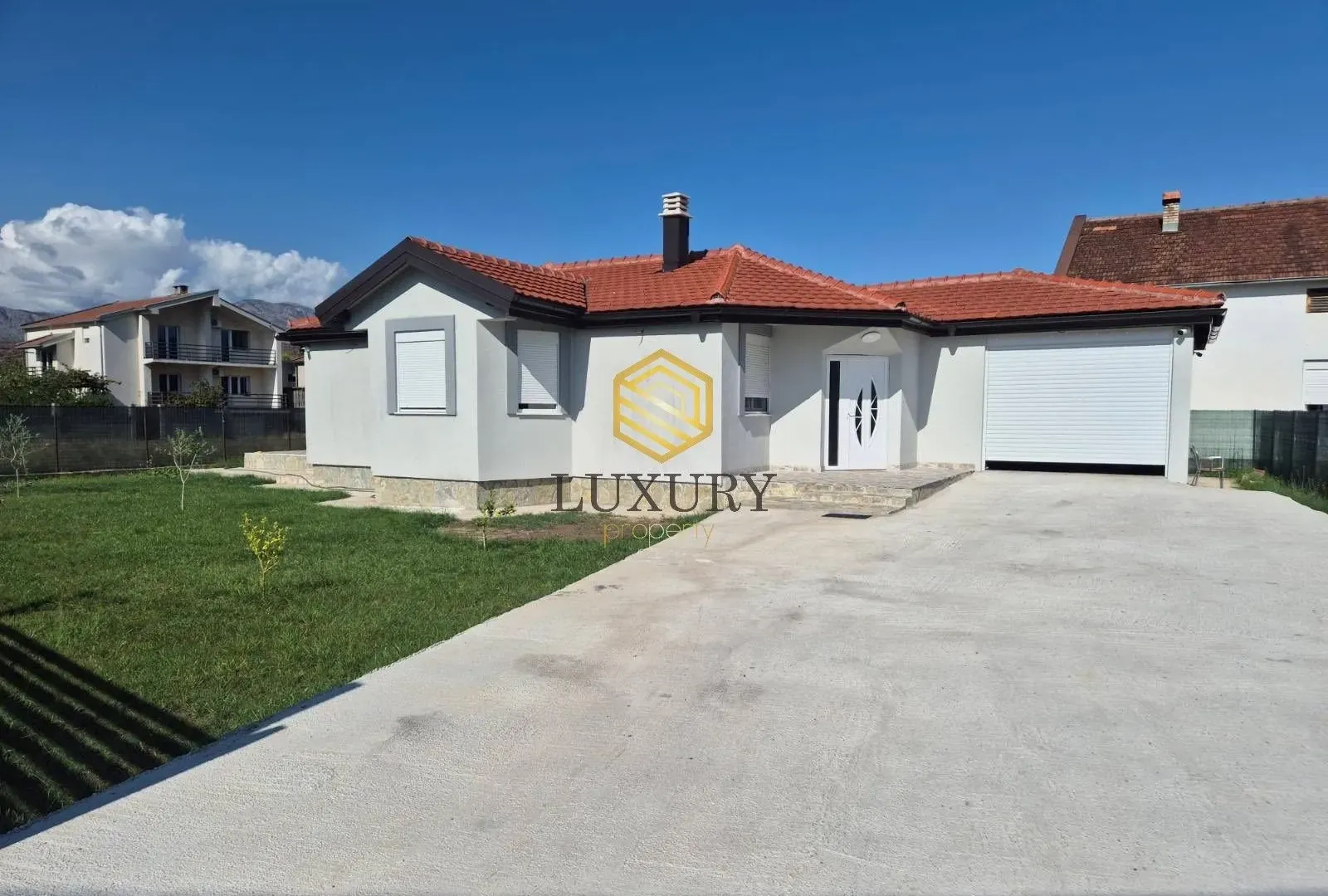 Rent, house, 170m², Zagorič, Podgorica