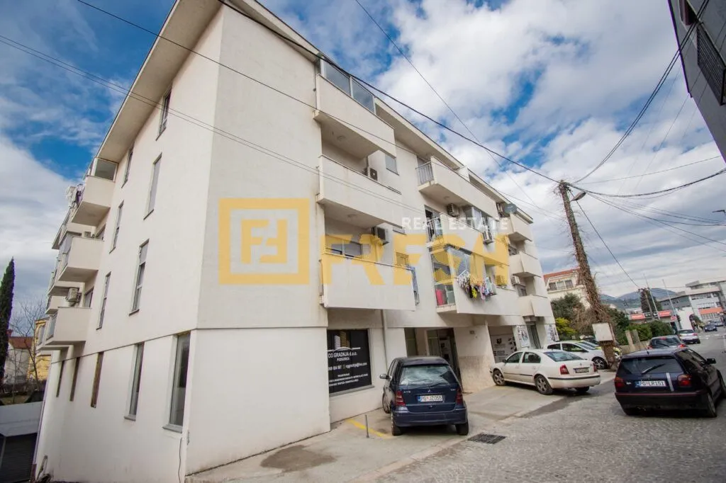 Izdavanje, poslovni prostor, 5m², Drac, Podgorica