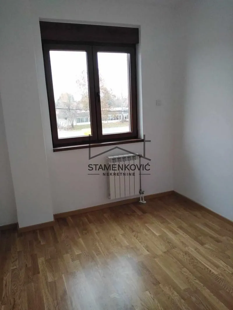 Prodaja, trosoban stan, 82m², Veternik, Novi Sad Sve Podlokacije