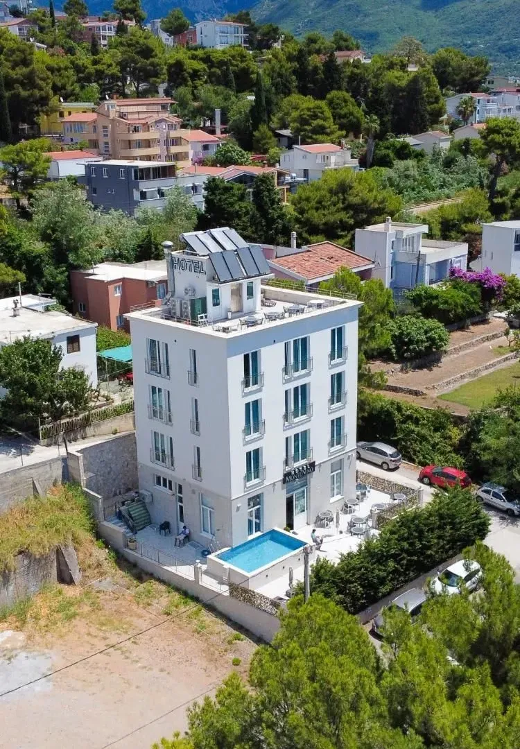 Sale, office space, 735m², Bar, Crna Gora