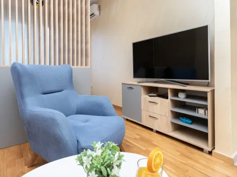 Sale, two bedroom apartment, 55m², Budva, Crna Gora - image 15