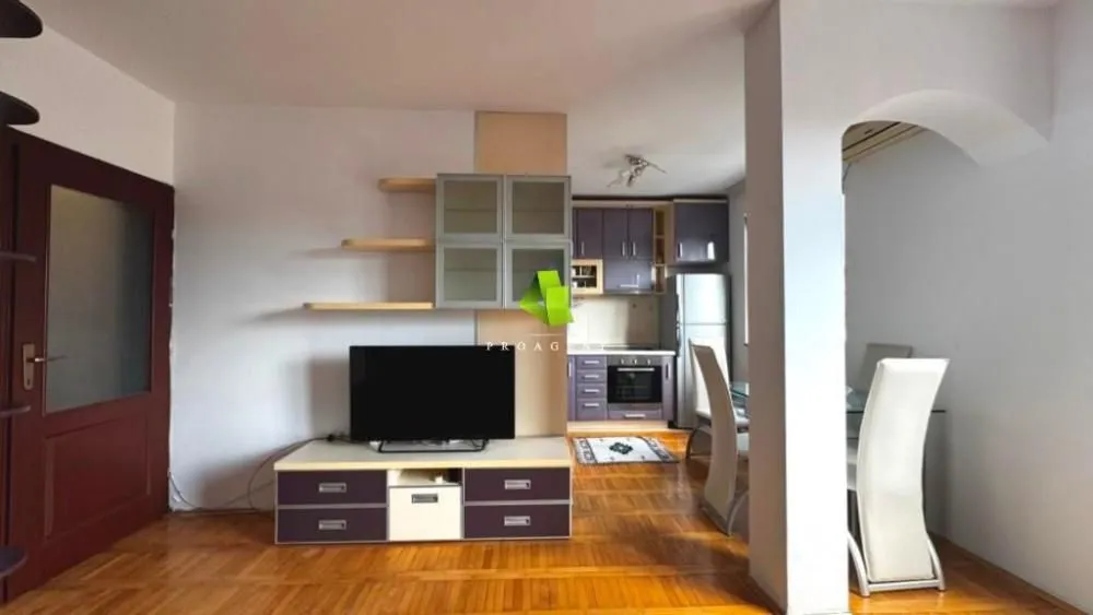 Rent, two bedroom apartment, 70m², Medijana, Niš