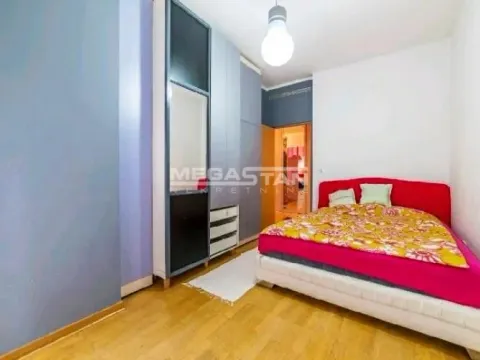 Izdavanje, četvorosoban stan, 131m², Vukov Spomenik, Zvezdara Sve Podlokacije - image 10