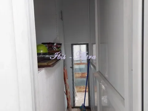 Rent, three bedroom apartment, 75m², Vračar Sve Podlokacije, Beograd - image 11