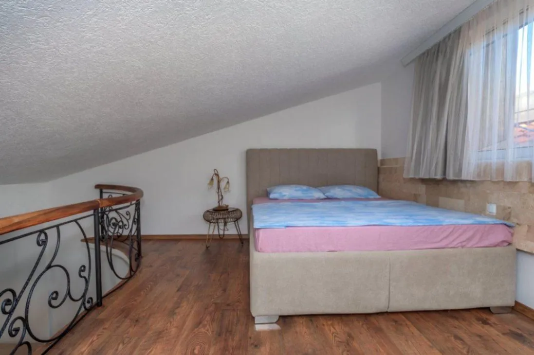 Rent, apartment, 38m², Centar, Bar