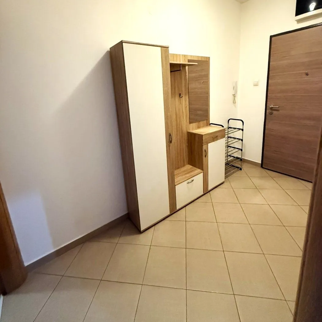 Izdavanje, stan, 55m², Ljubović, Podgorica