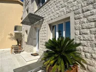Izdavanje, jednosoban stan, 63m², Centar, Tivat - image 23