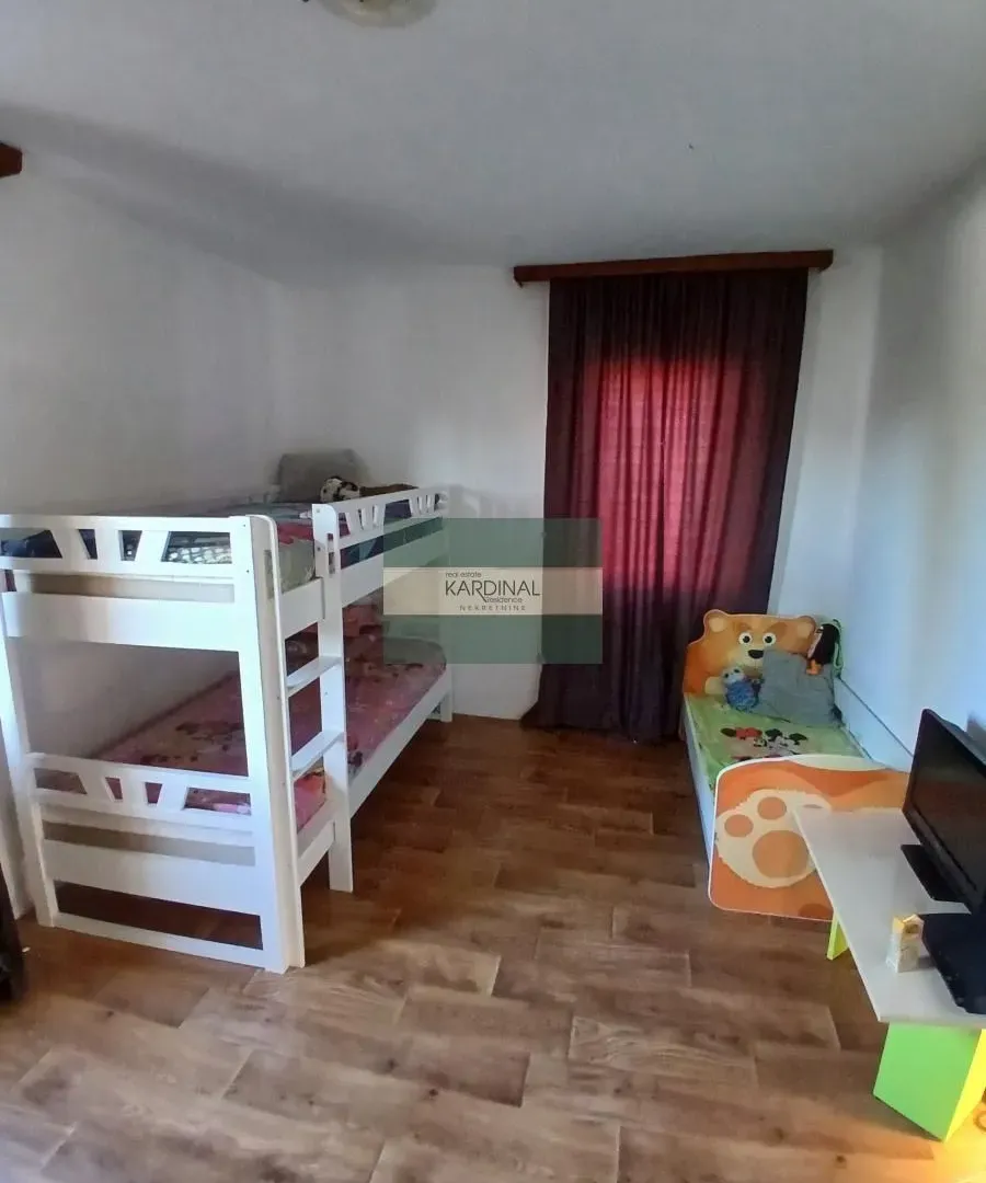 Prodaja, kuća, 440m², Centar, Jagodina