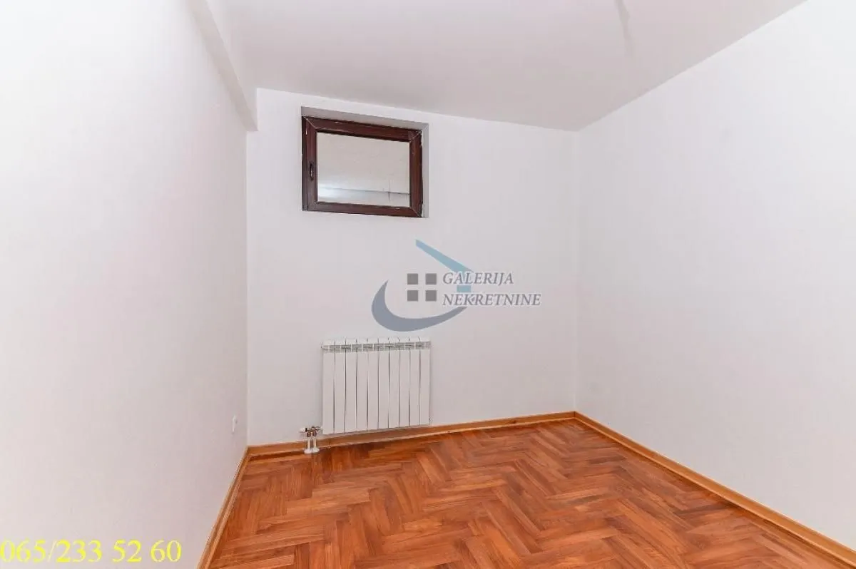 Sale, three bedroom apartment, 56m², Čubura, Beograd
