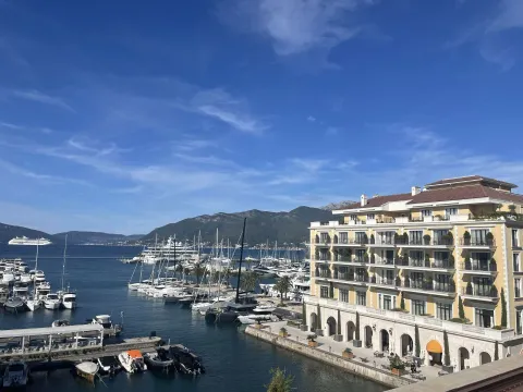 Sale, one bedroom apartment, 74m², Porto Montenegro, Tivat
