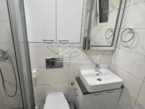 Izdavanje, trosoban stan, 67m², Uciteljsko Naselje, Zvezdara Sve Podlokacije - image 19