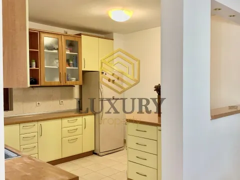 Rent, house, 110m², Centar, Podgorica - image 6