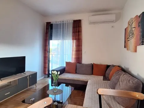 Rent, two bedroom apartment, 60m², Zabjelo, Podgorica - image 1