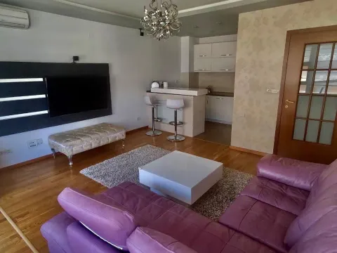 Rent, two bedroom apartment, 75m², City Kvart, Podgorica - image 1