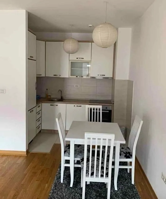 Izdavanje, jednosoban stan, 44m², City Kvart, Podgorica