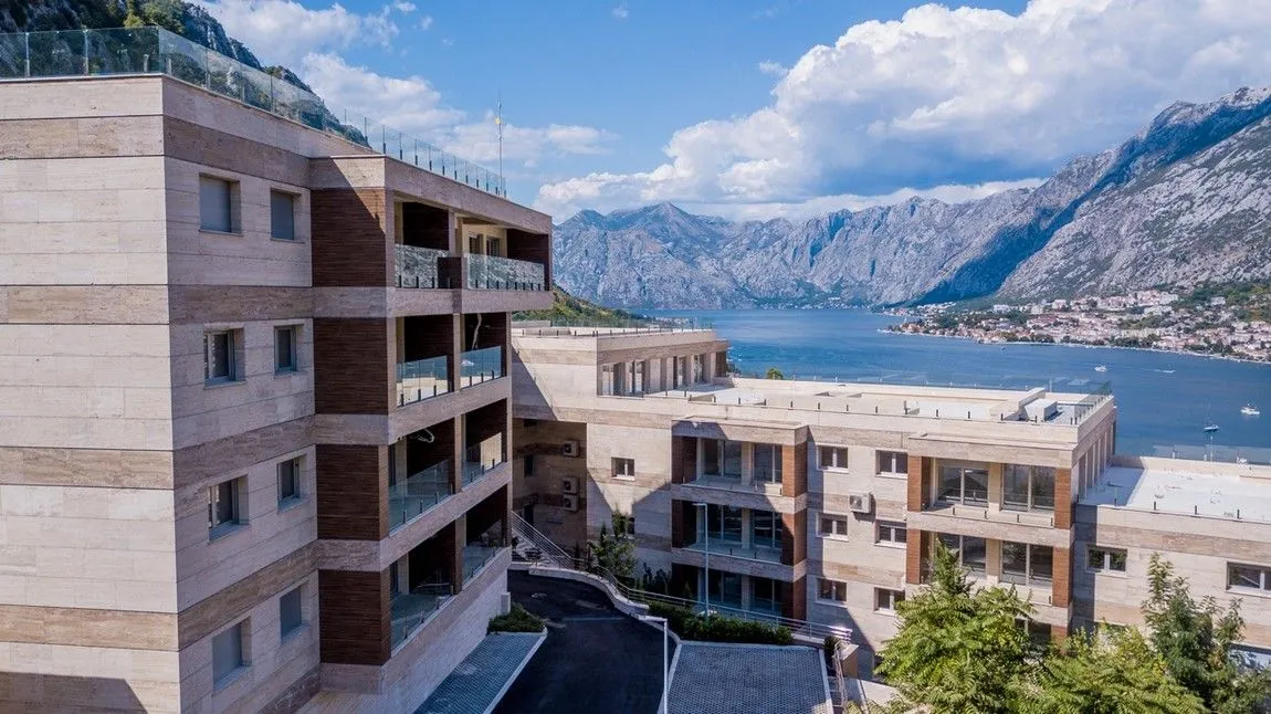 Prodaja, jednosoban stan, 52m², Škaljari, Kotor
