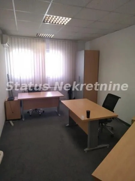 Rent, office space, 450m², Veternik, Novi Sad Sve Podlokacije