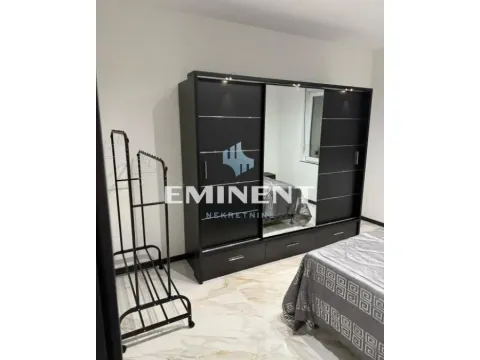 Izdavanje, dvosoban stan, 40m², Cvetkova Pijaca, Zvezdara Sve Podlokacije - image 9