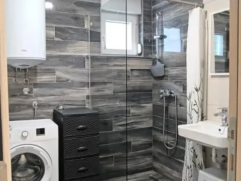 Prodaja, jednosoban stan, 43m², Centar, Budva - image 7