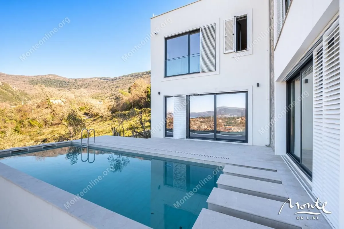 Prodaja, kuća, 240m², Kavač, Kotor