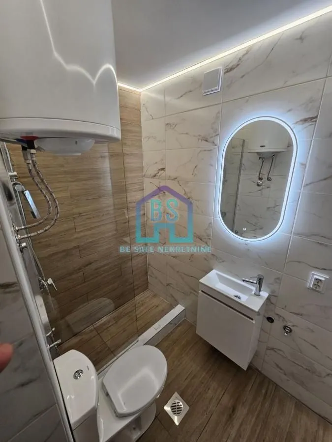 Prodaja, jednosoban stan, 21m², Stari grad, Novi Sad