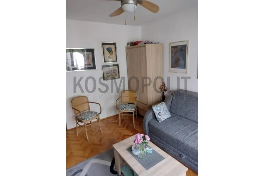 Sale, two bedroom apartment, 61m², Slavujev Venac, Zvezdara Sve Podlokacije