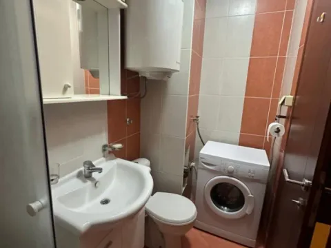 Sale, one bedroom apartment, 42m², Lazi, Budva - image 8