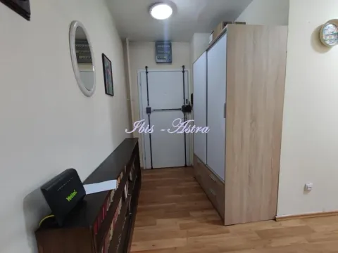 Izdavanje, dvosoban stan, 45m², Savski Venac, Beograd - image 11