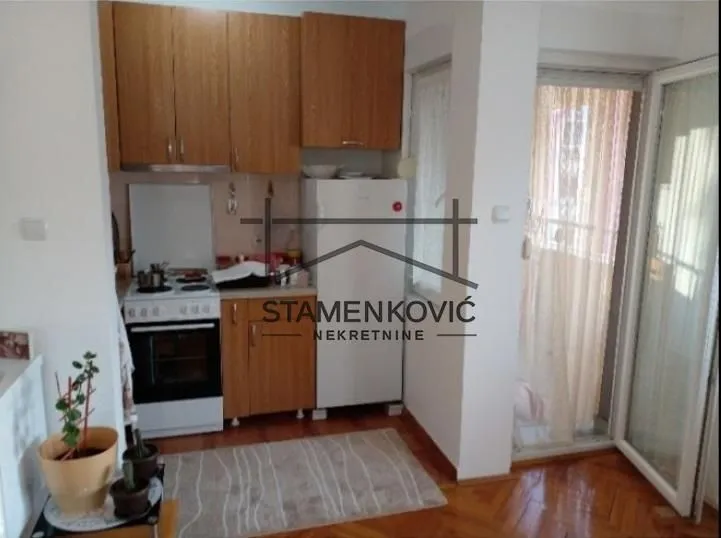 Prodaja, dvosoban stan, 45m², Detelinara, Novi Sad Sve Podlokacije