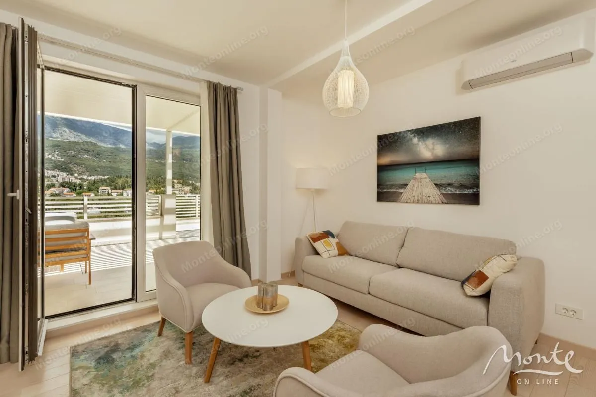 Prodaja, jednosoban stan, 65m², Herceg Novi, Crna Gora