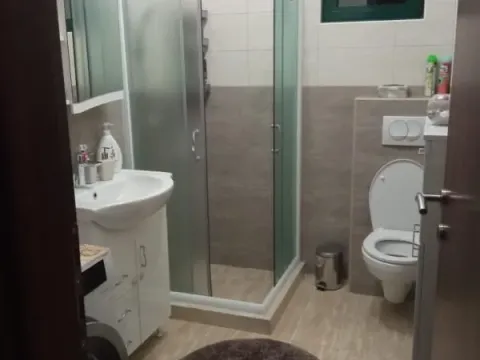 Prodaja, trosoban stan, 101m², Kotor, Crna Gora - image 7