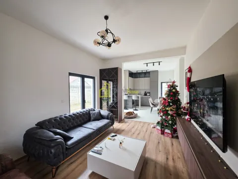 Sale, three bedroom apartment, 80m², Zabjelo, Podgorica - image 2