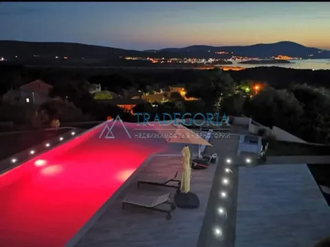 Prodaja, dvosoban stan, 100m², Tivat, Crna Gora - image 38