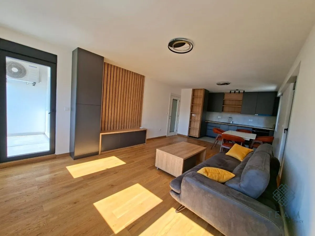 Prodaja, jednosoban stan, 56m², Tološka šuma, Podgorica